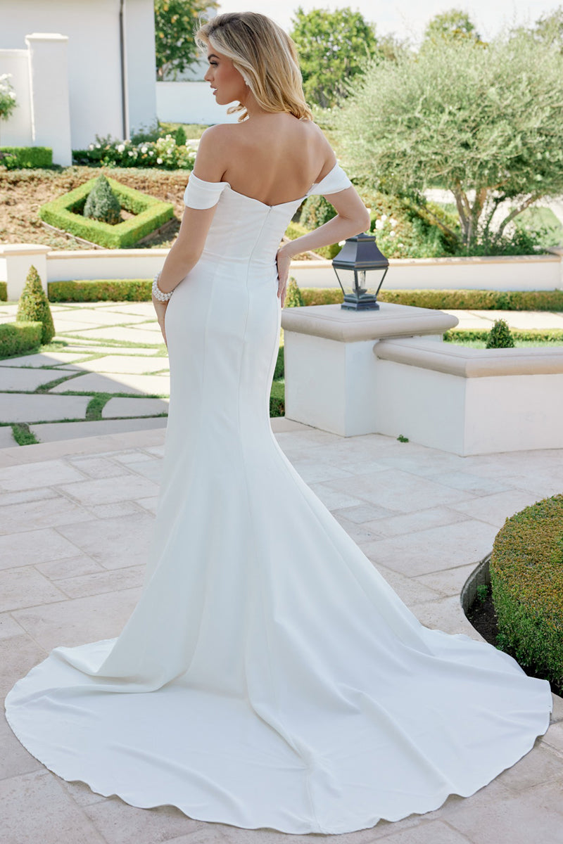 JE1080-W | Off Shoulder Sweetheart Neckline Trumpet Wedding Gown