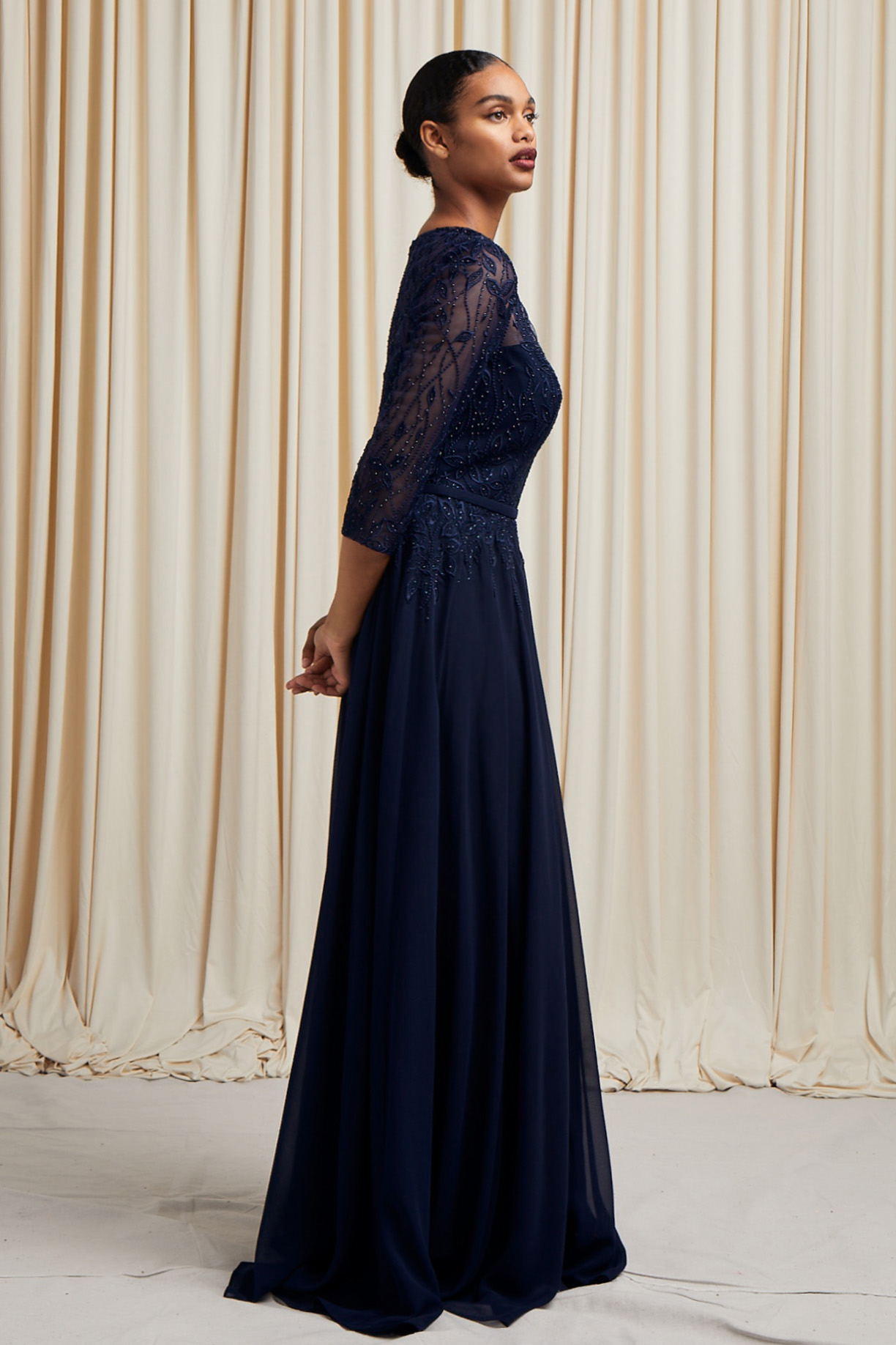 3/4/ SLEEVES, BATEAU NECK, A-LINE