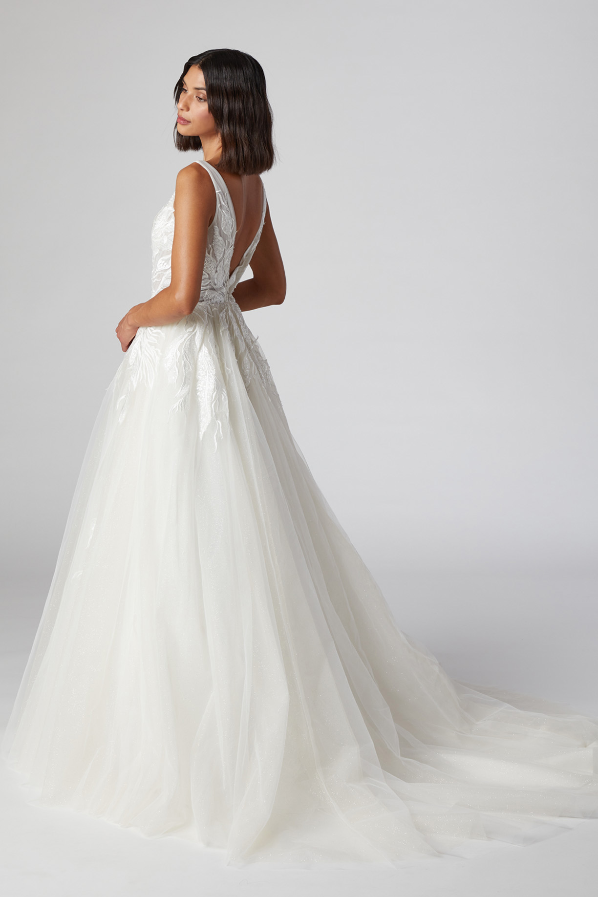 SLEEVELESS, V-NECK, BALLGOWN