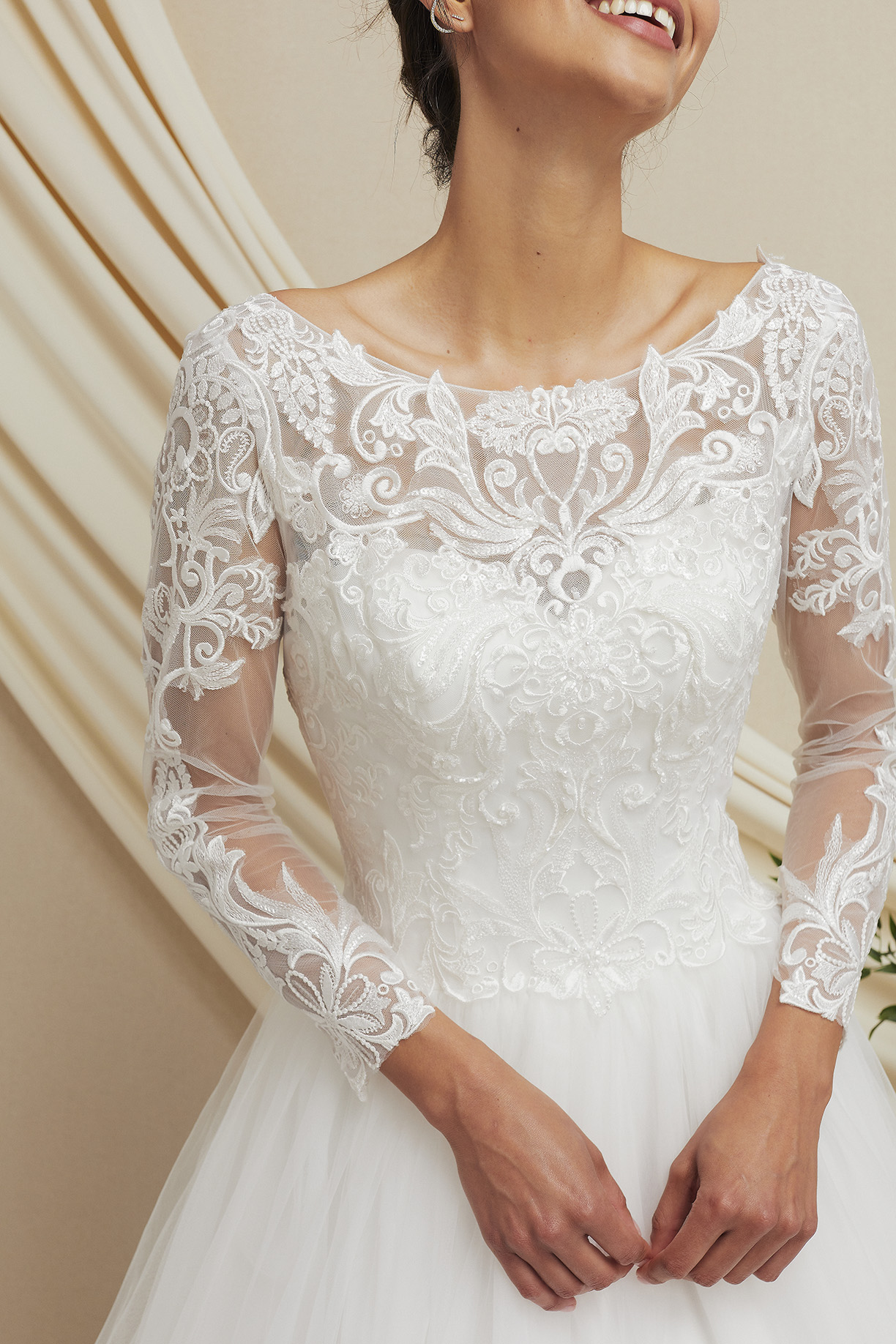 LONG SLEEVES, BATEAU, BALLGOWN
