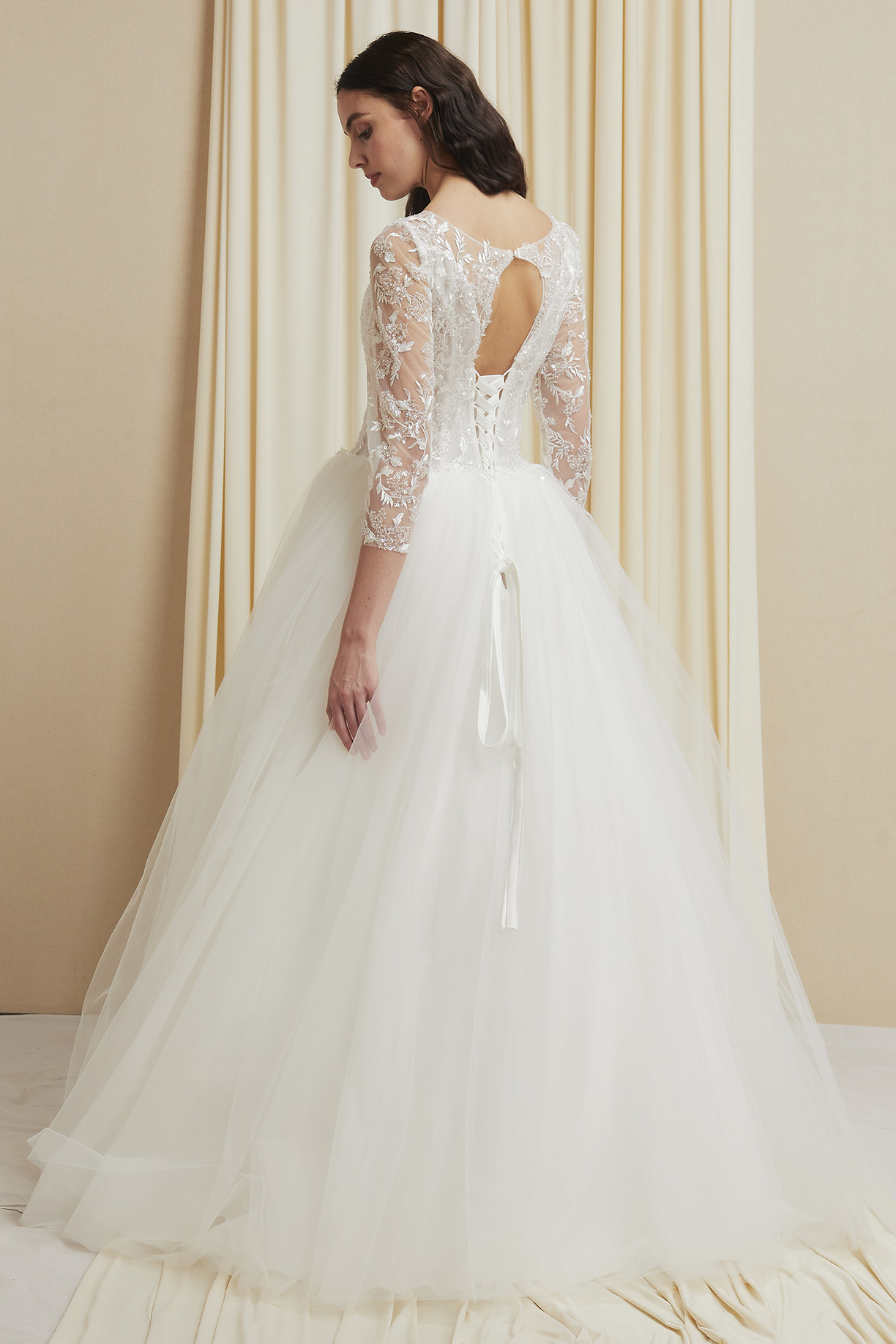 3/4 SLEEVES, BATEAU, BALLGOWN, LACE UP BACK