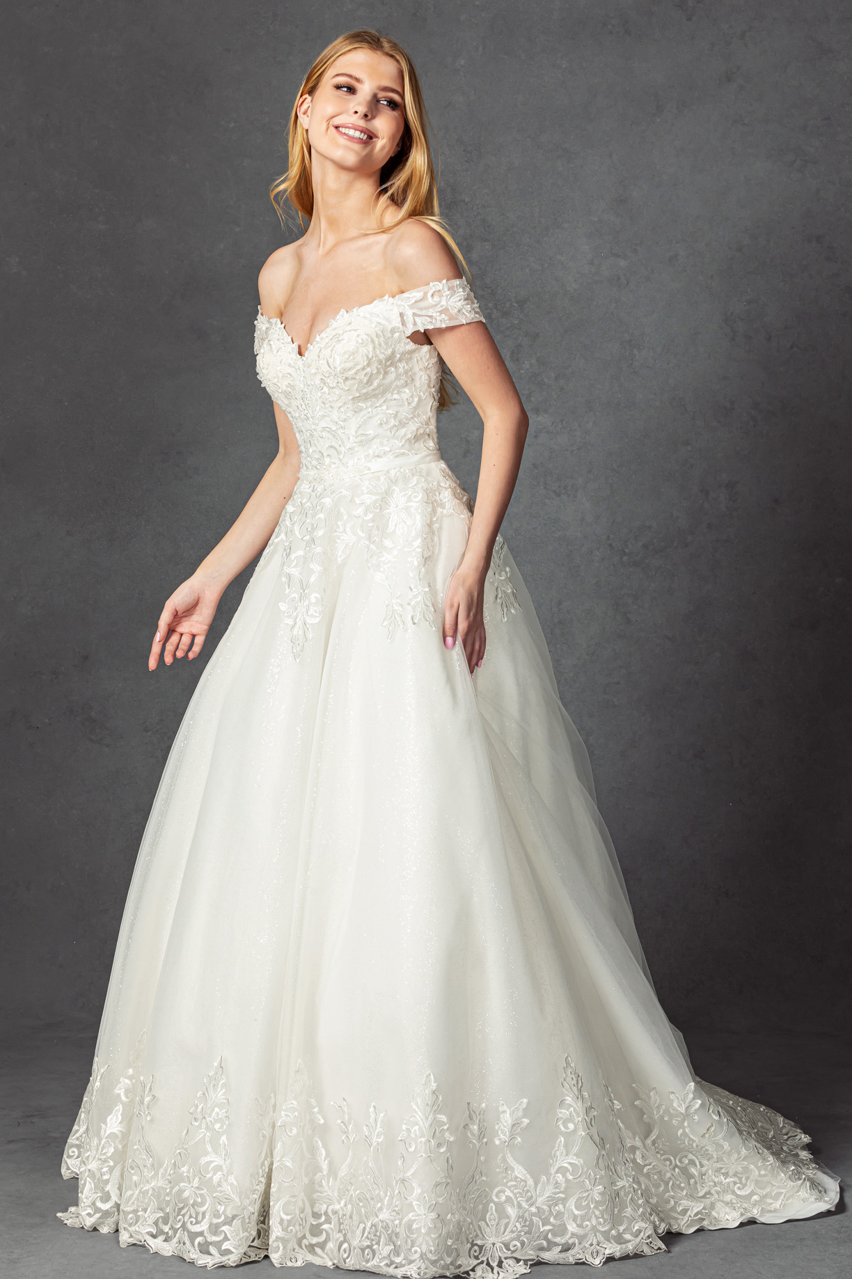 OFF SHOULDER, SWEETHEART, BALLGOWN