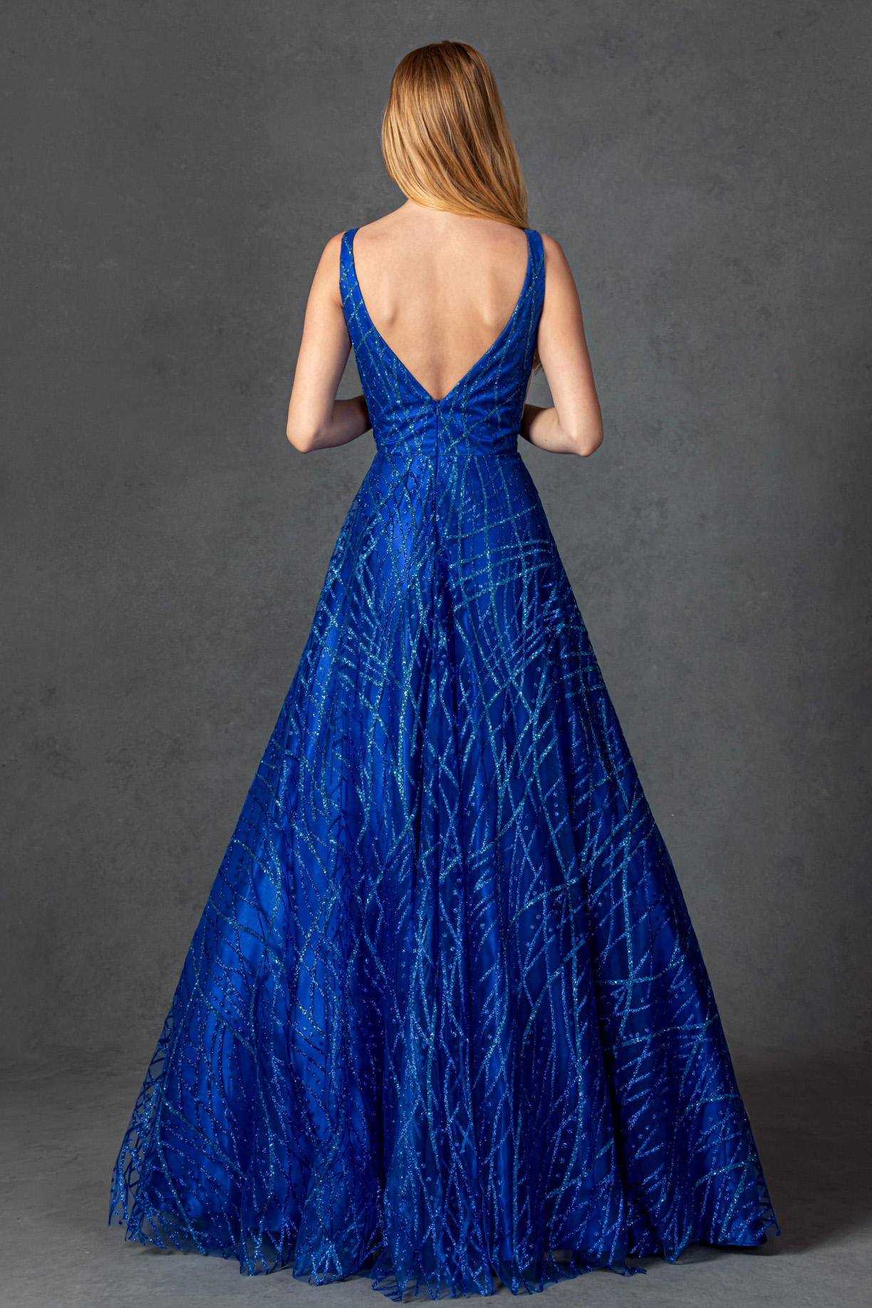 SHOULDER STRAPS, V-NECK BALL GOWN