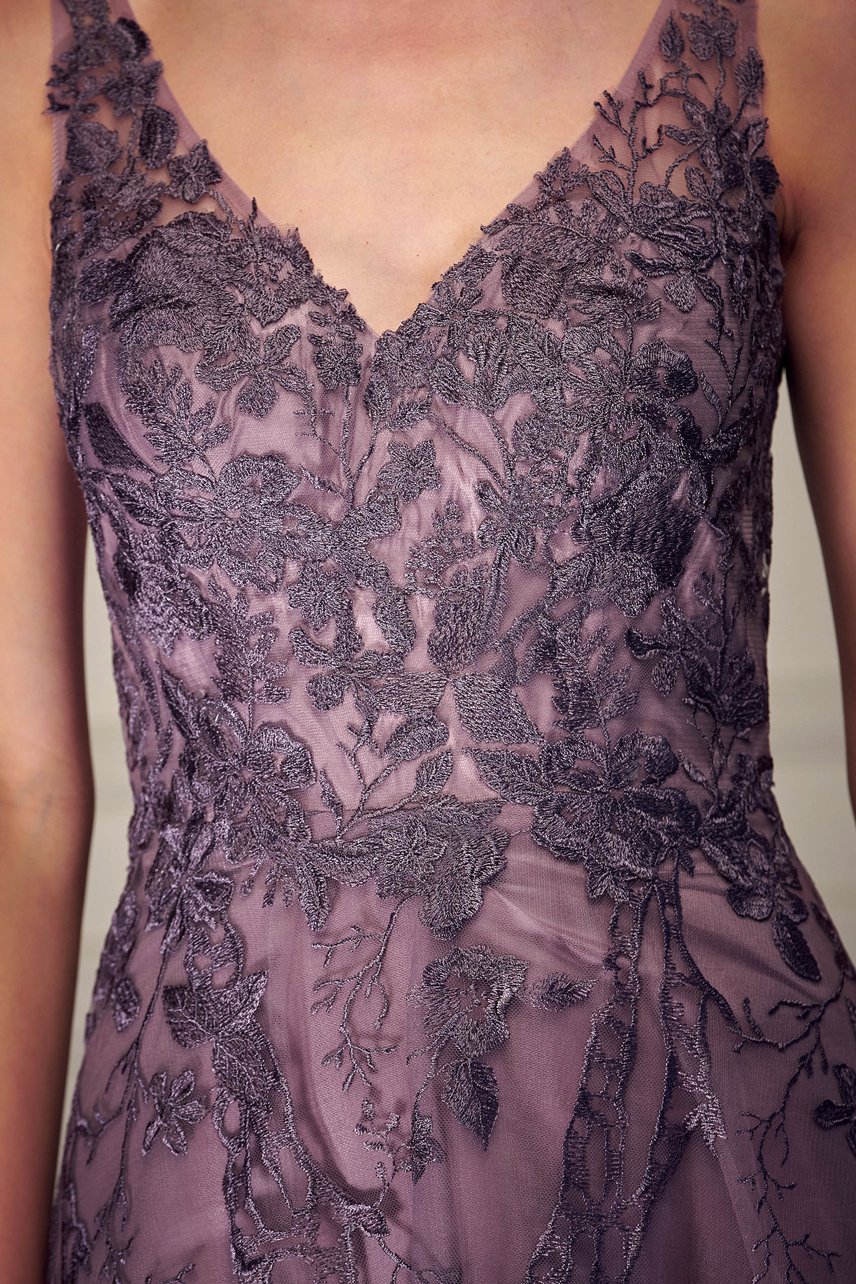 SLEEVELESS, SWEETHEART, A-LINE