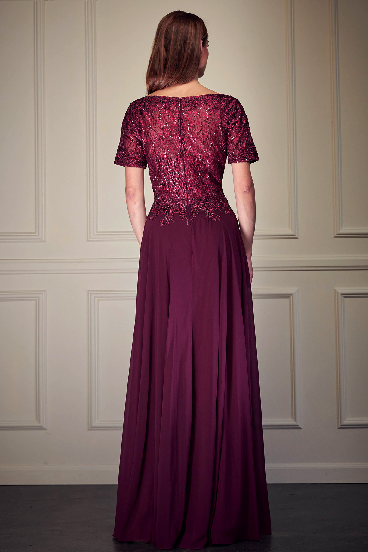 BATEAU NECK, SHORT SLEEVE, SHEATH