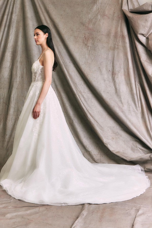 21-BGW2326-Cape_OffWhite_4895504