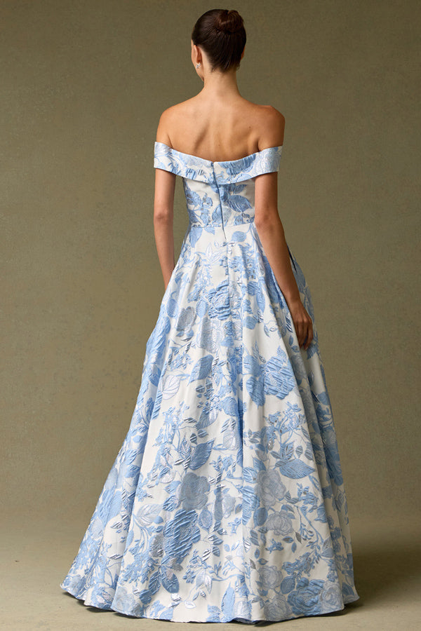AN26033-JACQ_IceBlue_5567390