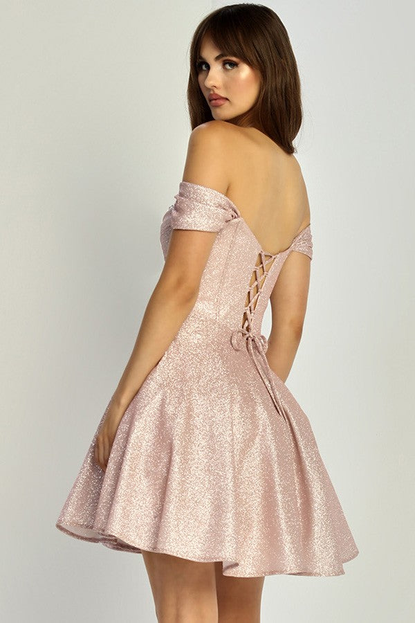 141-079-SHORT_Rose_4909705