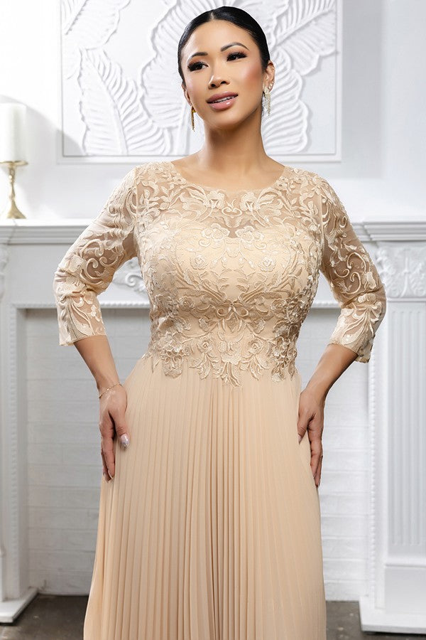 MQ2189-5X-MoB_Champagne_4911364