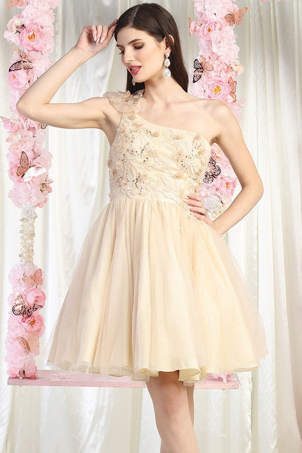 MQ1952-20_Champagne_4874536