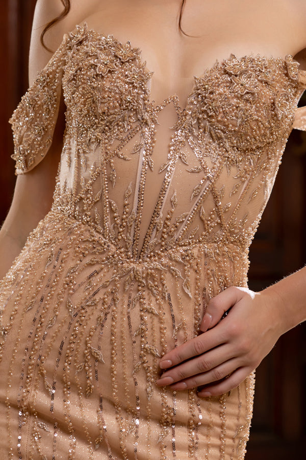 RQ8233-20_Champagne_5075357