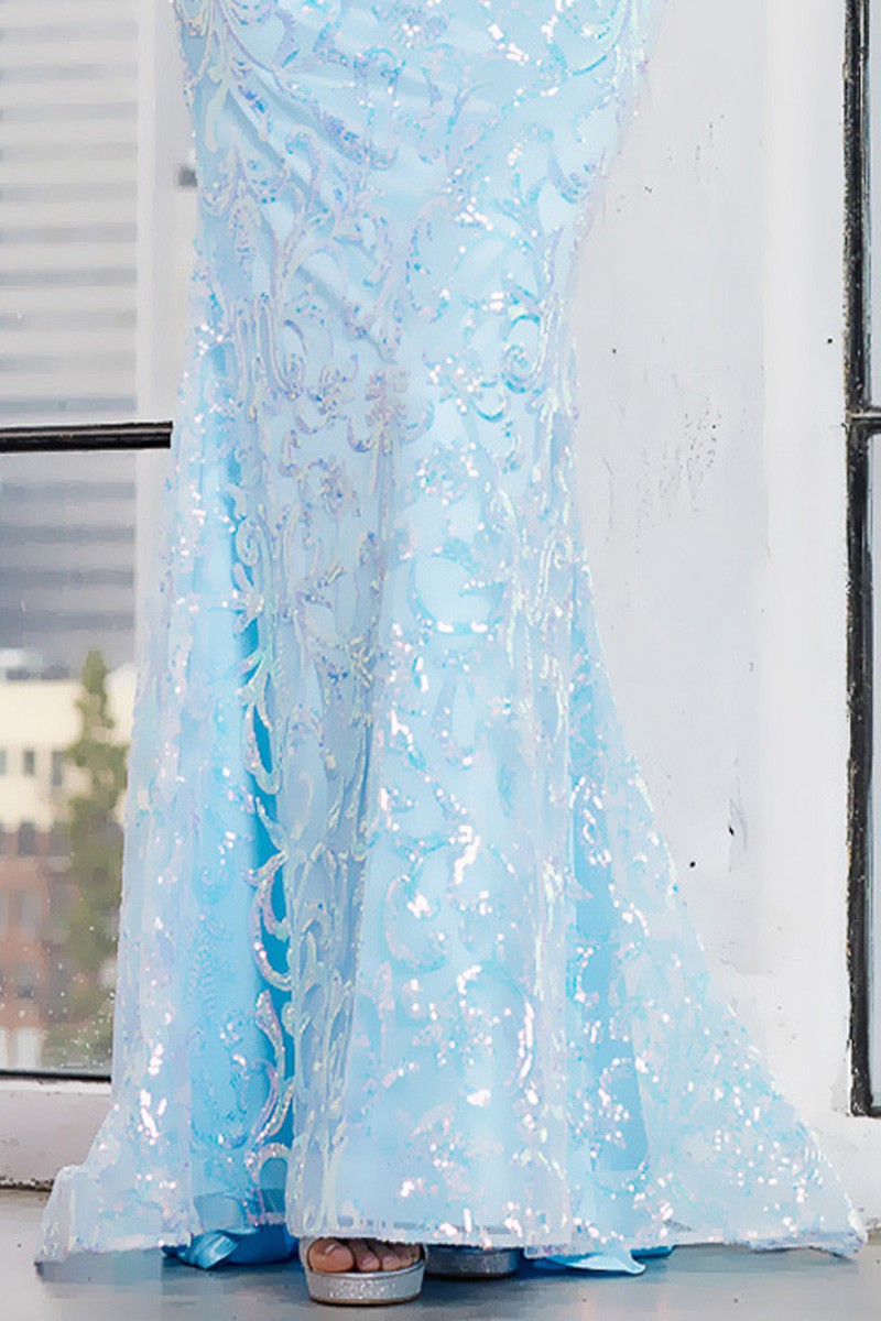 143-129-Feather_LightBlue_4881386