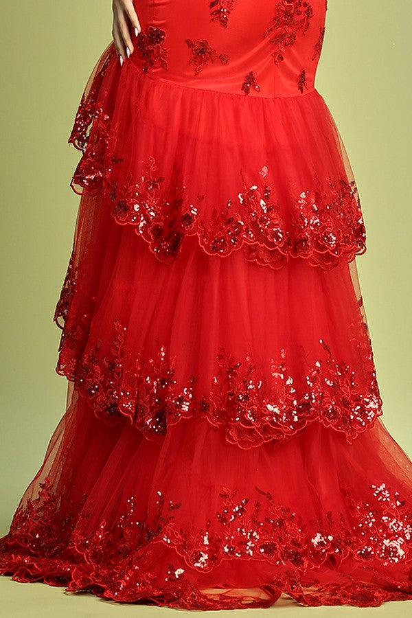 143-221-Tier_Red_4894839