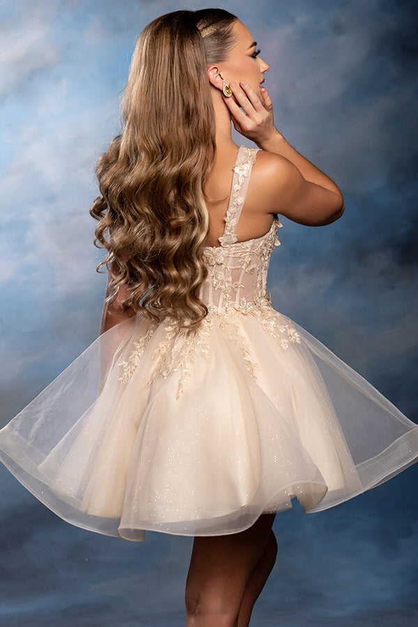 MQ2225-20-SHORT_Champagne_5203387