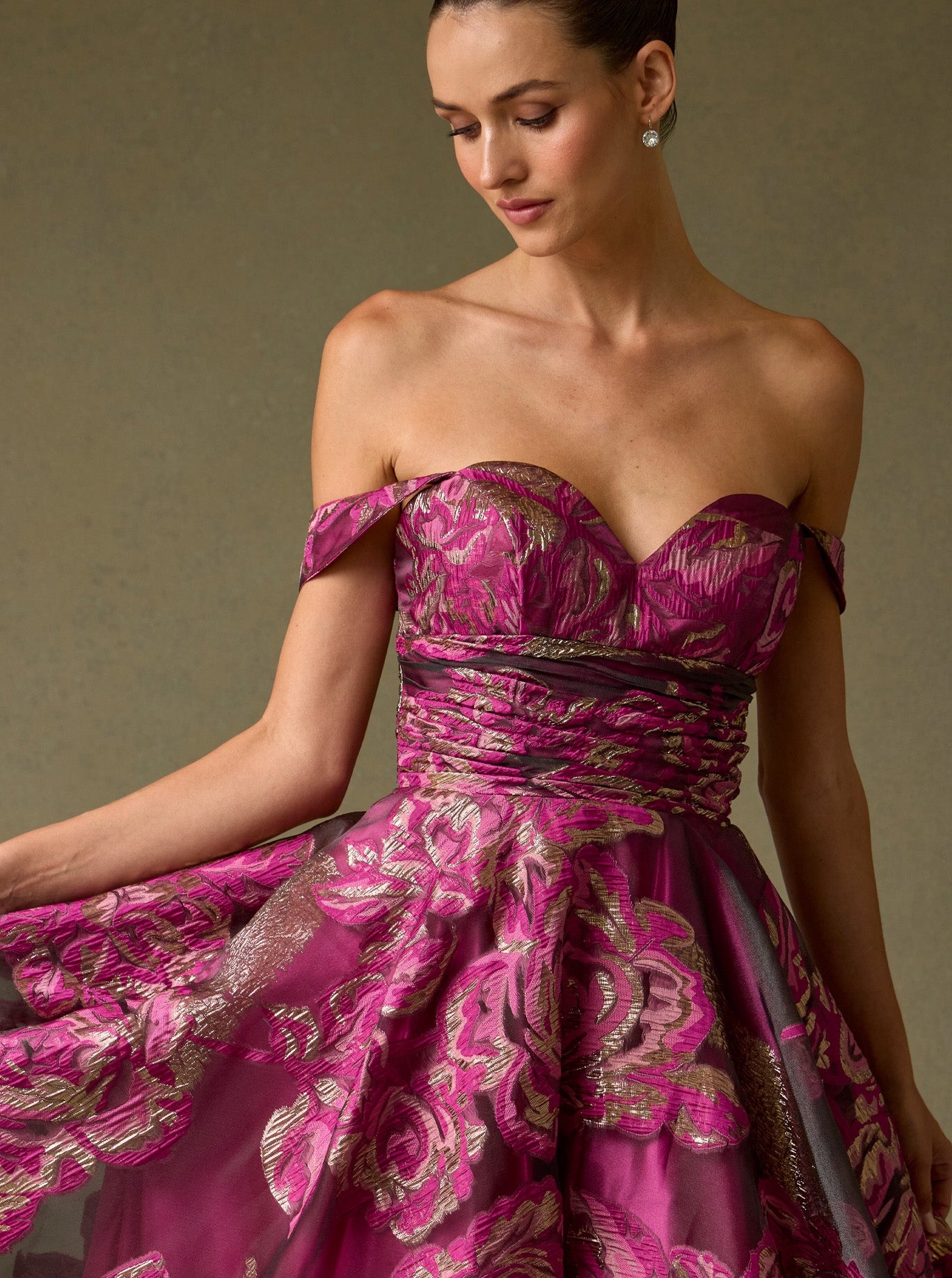 AN2549-JACQ_Magenta_5567380