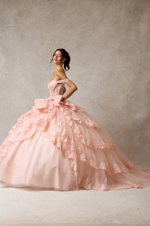 WF11448-BOW-Q_Blush_5368508