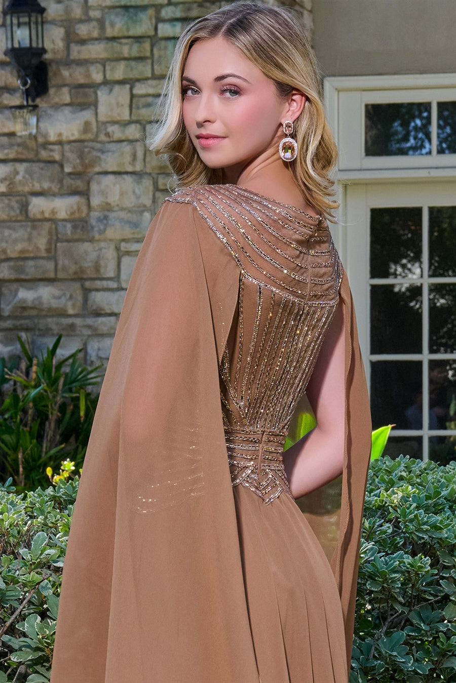 433-736-CAPE_ChocolateBrown_5877718