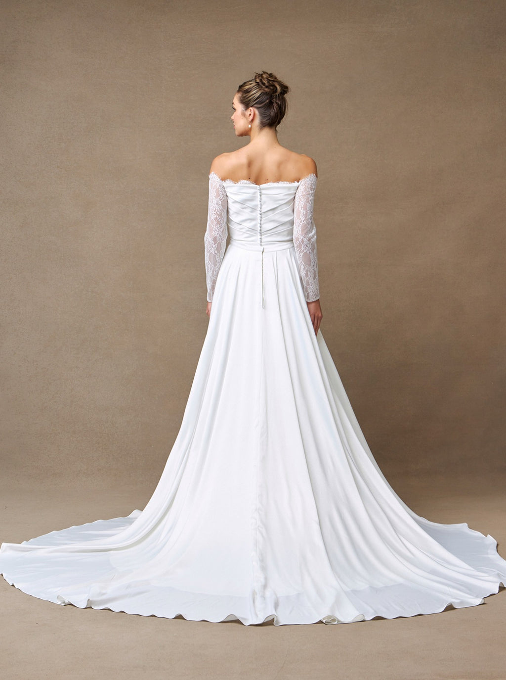 ACW30007-Overskirt_OffWhite_4900097