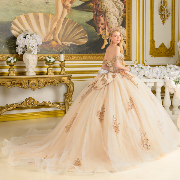 433-816-Q-BOW_Champagne_5020952