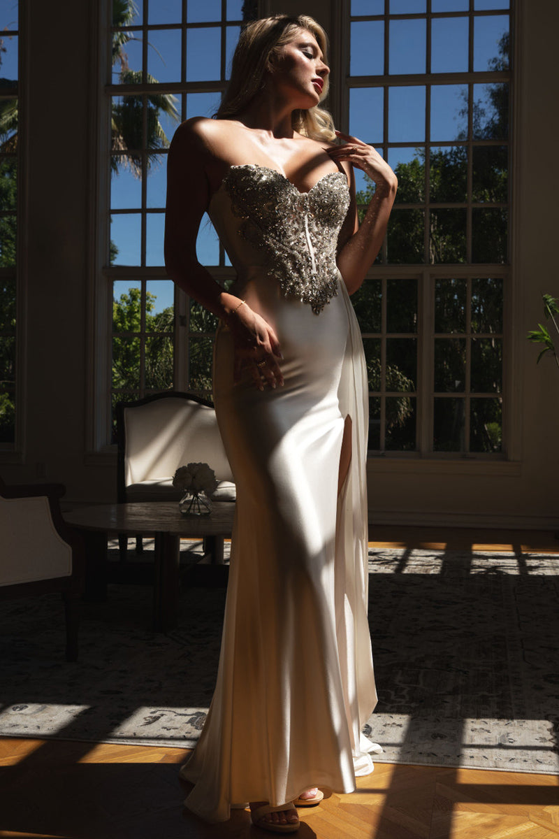 458-511-LF_Ivory_5777482