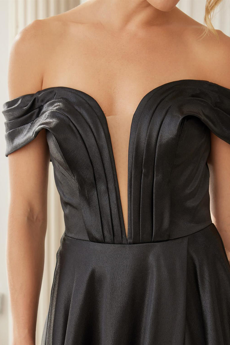 ME150-CURVY_Black_5804591