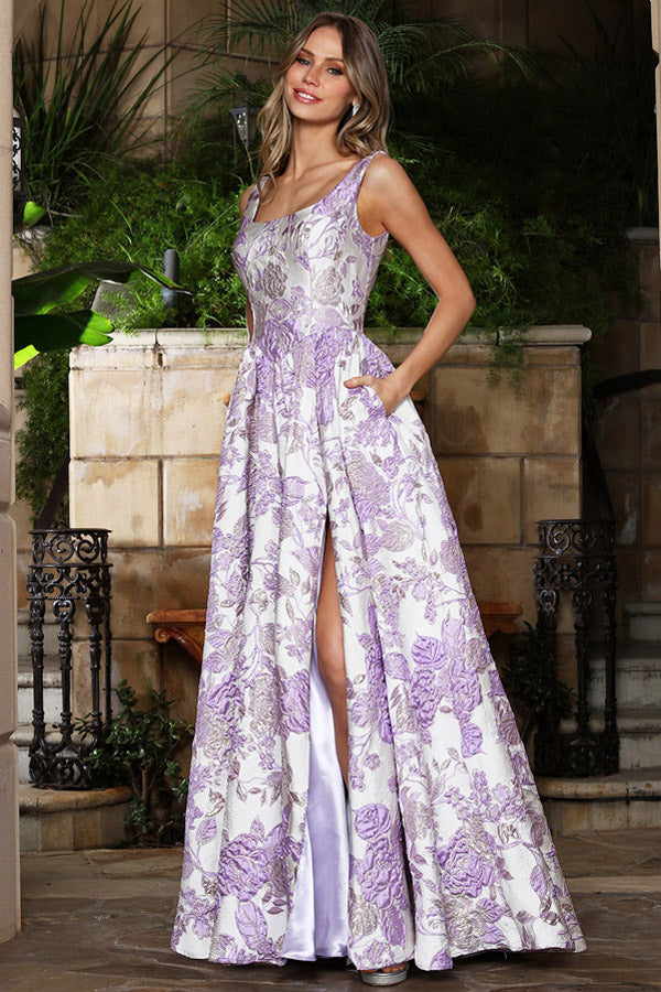 143-379-JACQ_Lavender_5352501