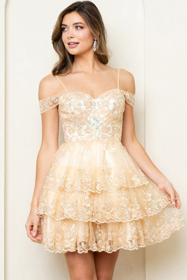 285-288-Tier_Champagne_4904869