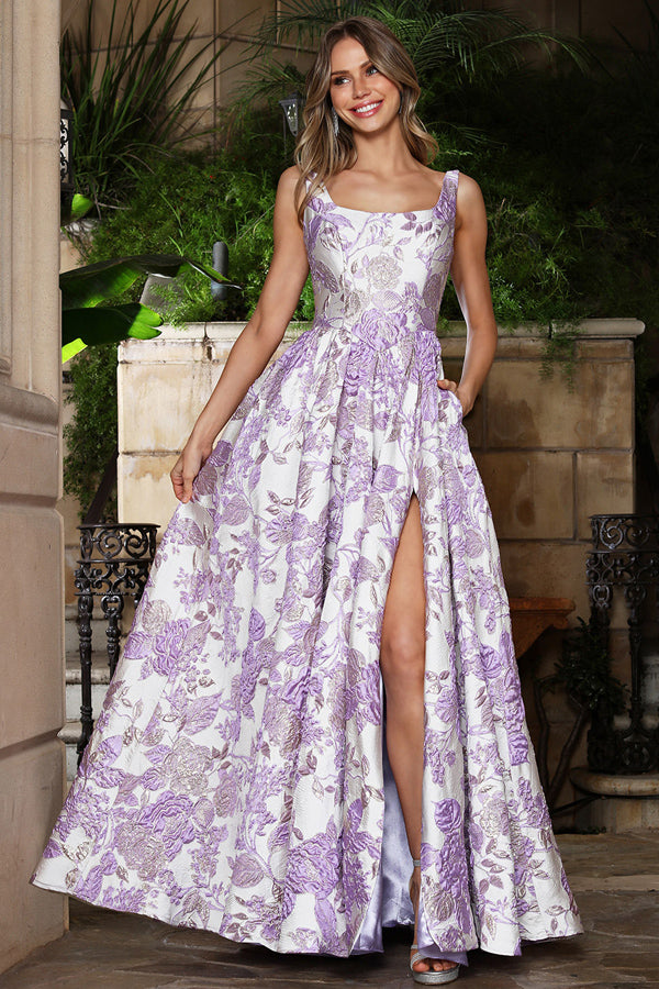 143-379-JACQ_Lavender_5352492