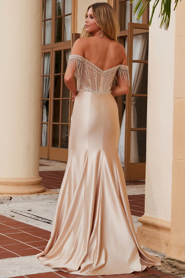 F1568-FRINGE_Champagne_4903124