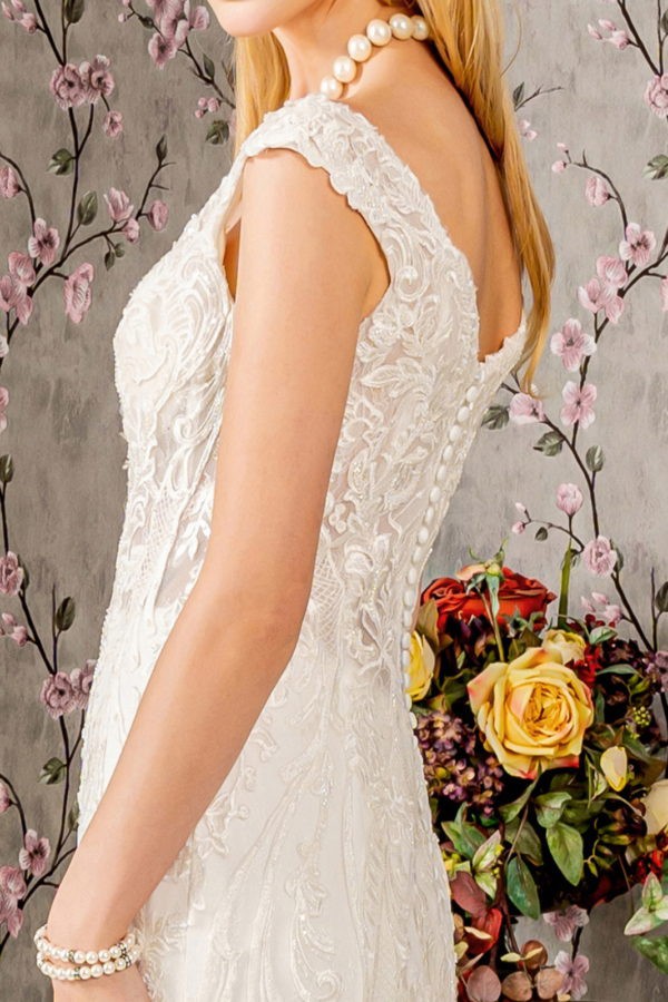 433-490_Ivory_4888056