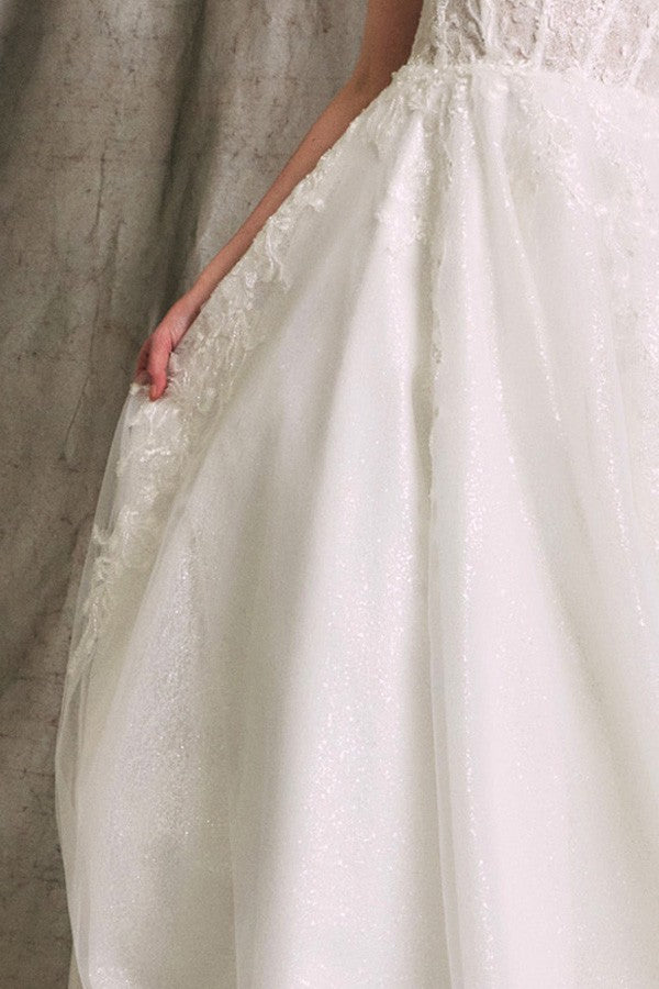 21-BGW2326-Cape_OffWhite_4895506
