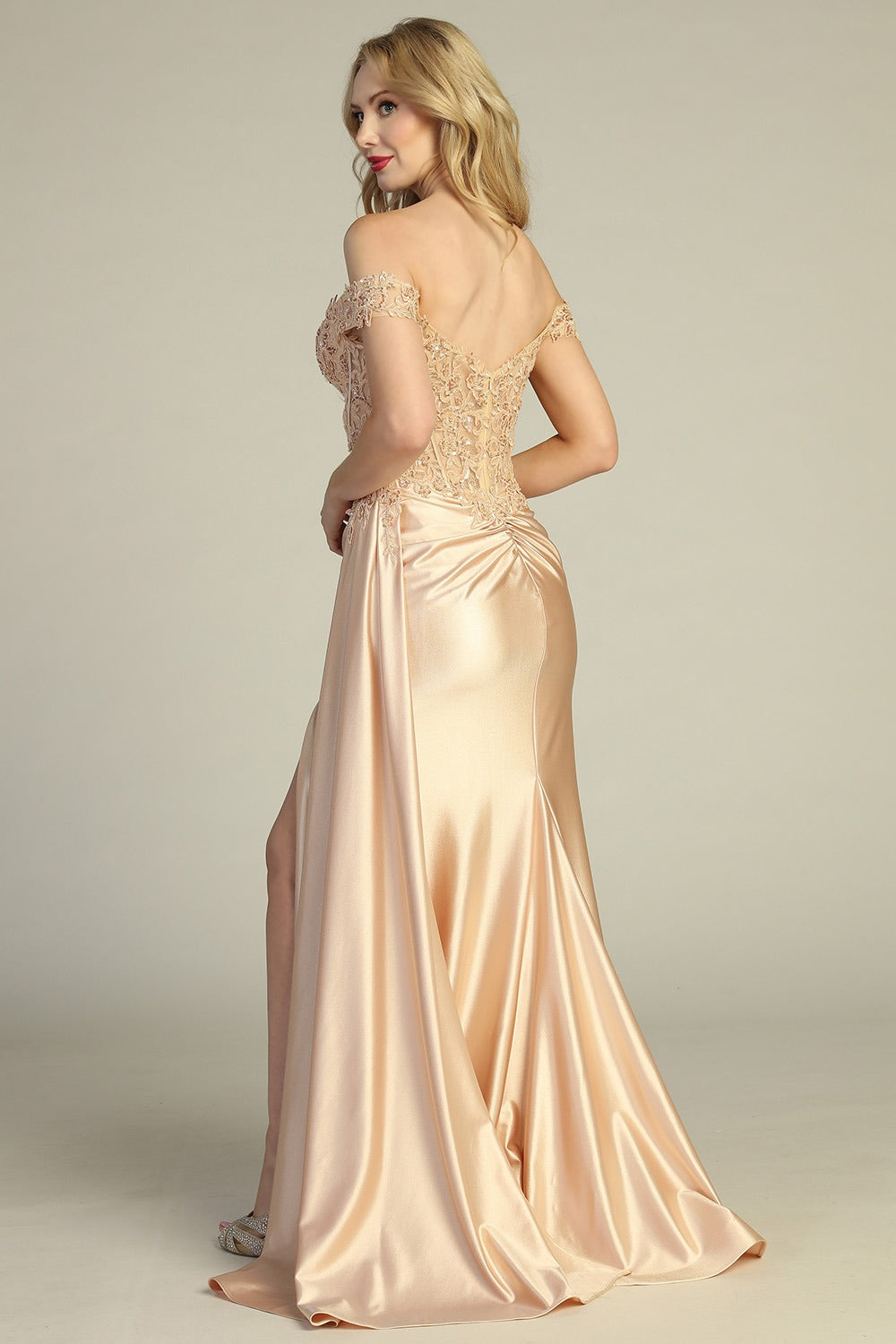 198-042-LF_Champagne_5487054