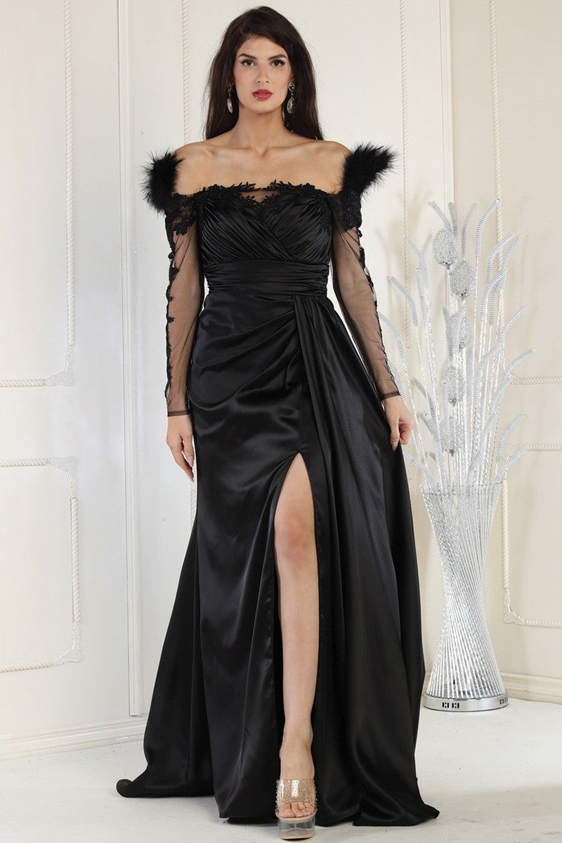 RQ8002-20-Feather_Black_4880965