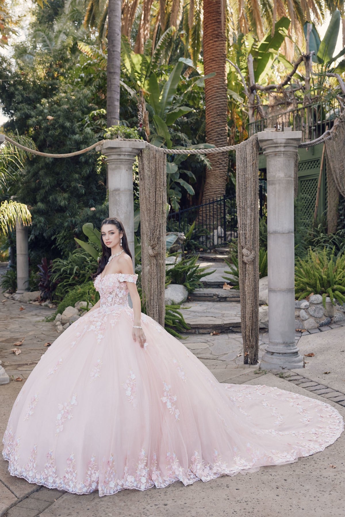111-460_Blush_4893232
