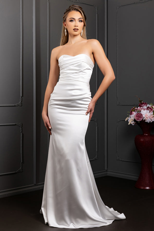 RQ8238_Ivory_5509911
