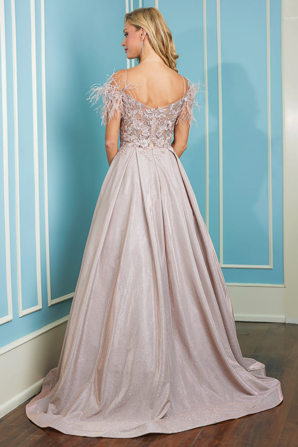 143-128-Feather_Rose_4876967