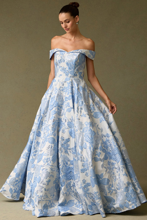AN26033-JACQ_IceBlue_5567388