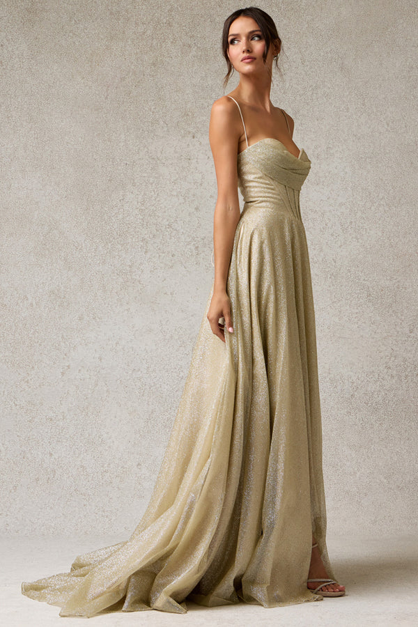 AN25613-AL_Champagne_4927861