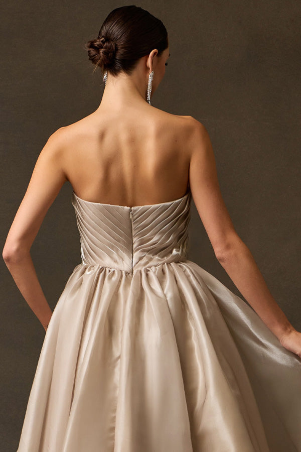 AN2542-LA_Champagne_5403464