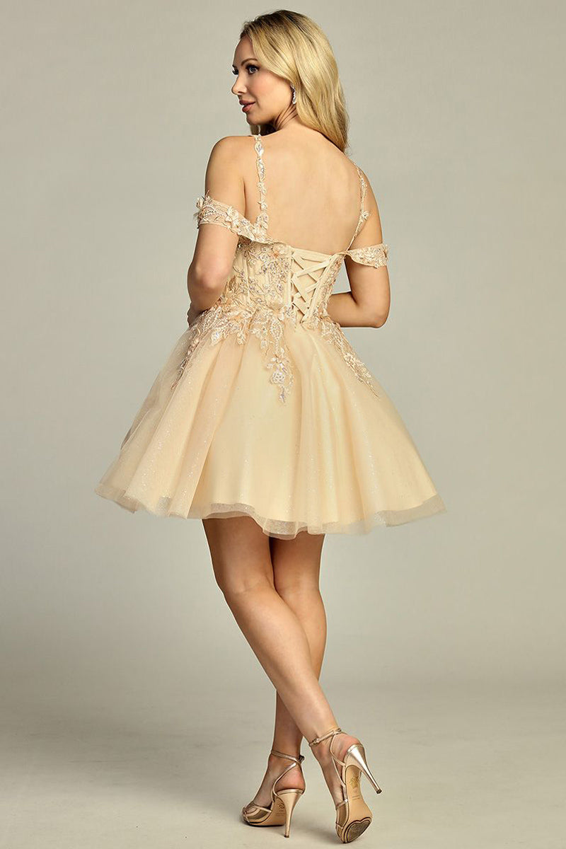 196-286-SHORT_Champagne_5917563