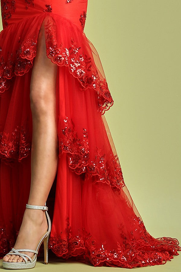 143-221-Tier_Red_4894838