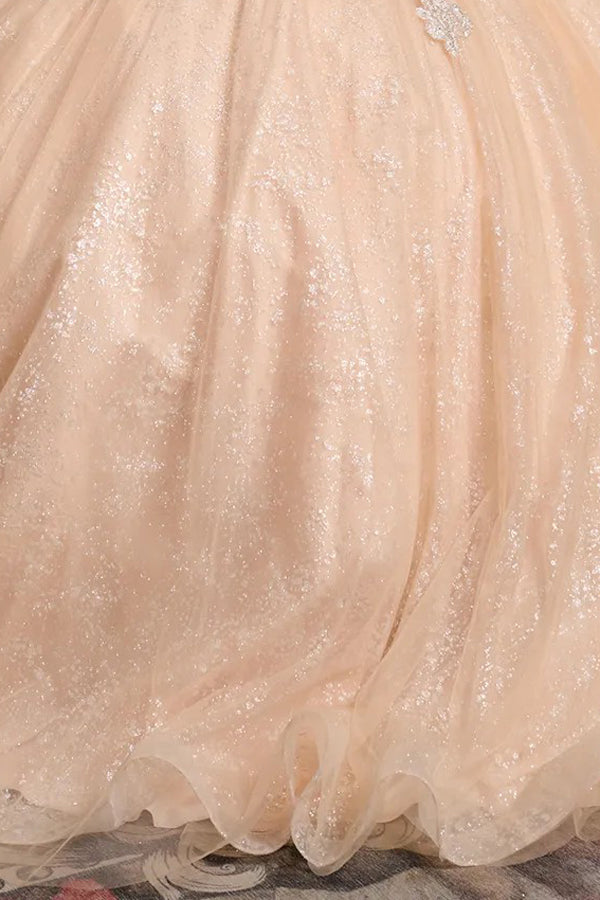 433-630-Q_Champagne_4939482