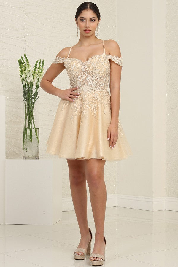 MQ2099-20_Champagne_4894241