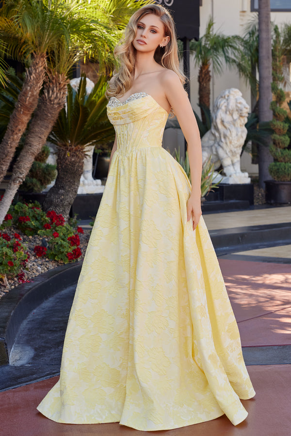 T1912-JACQ_Yellow_5096907