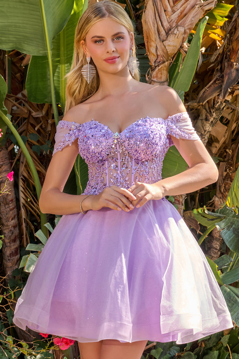 433-684-SHORT_Champagne_5878368