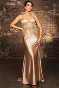MQ2122-20_Champagne_4905551