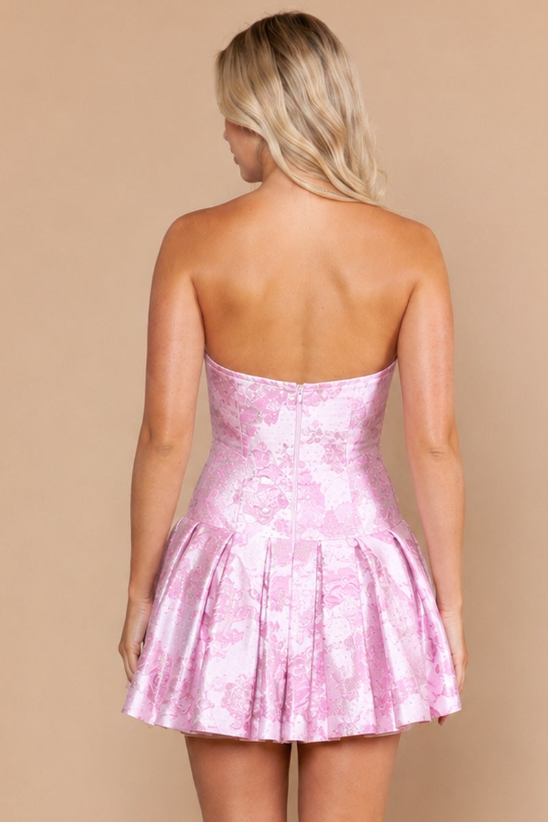 092-6276-JACQ_Rose_5821184