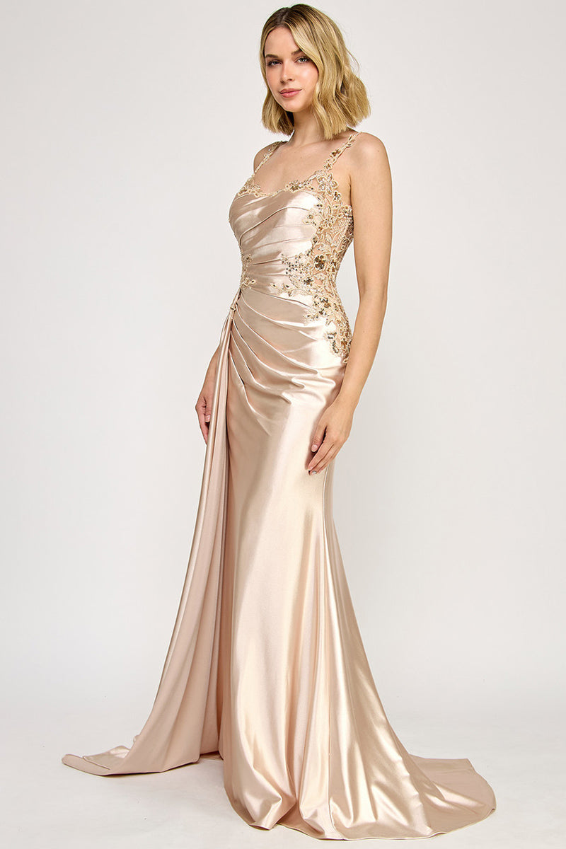 458-361-LF_Champagne_5789610