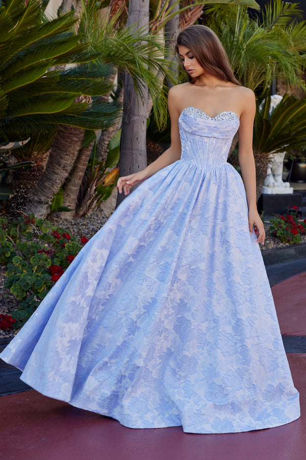 T1912-JACQ_Lilac_5096915