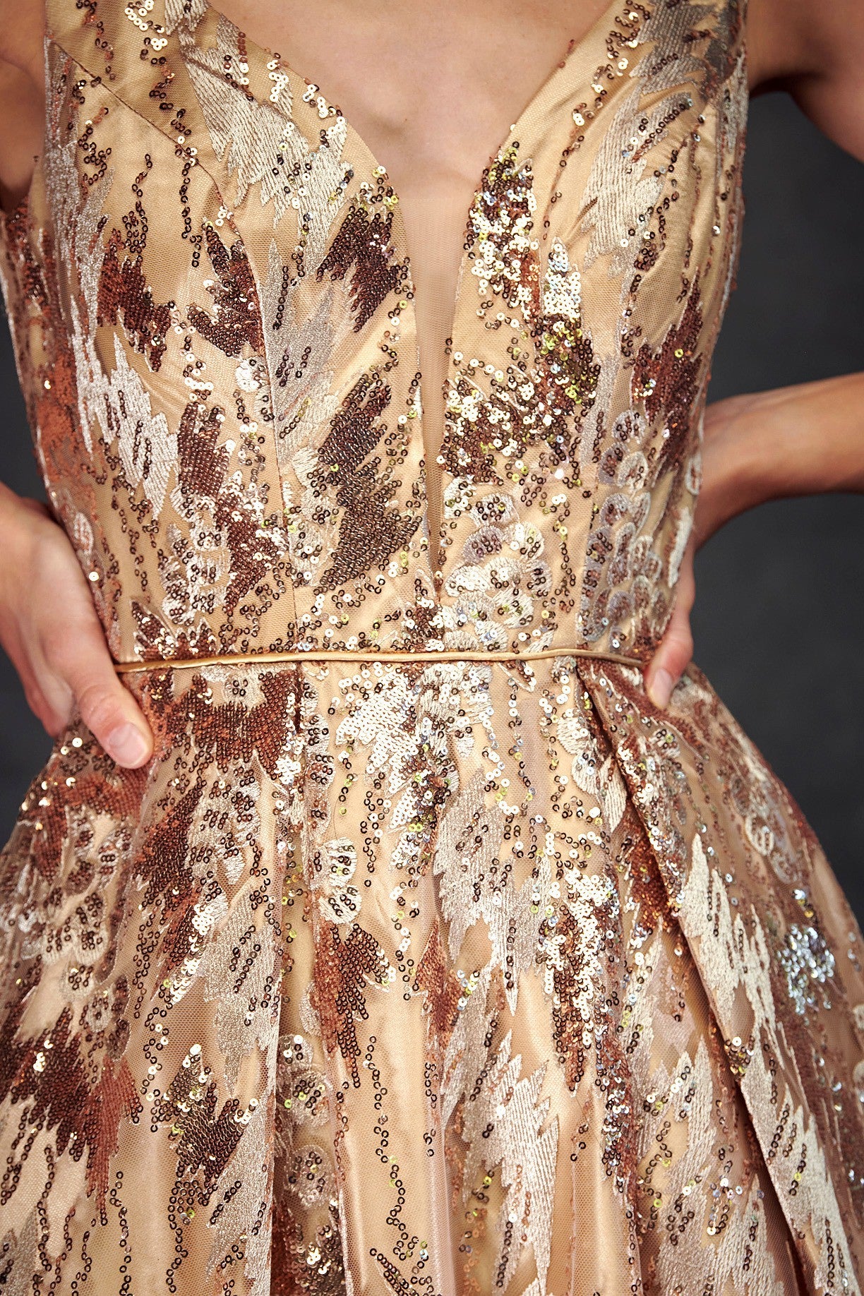 21-EM5121-4X_Gold_4871217